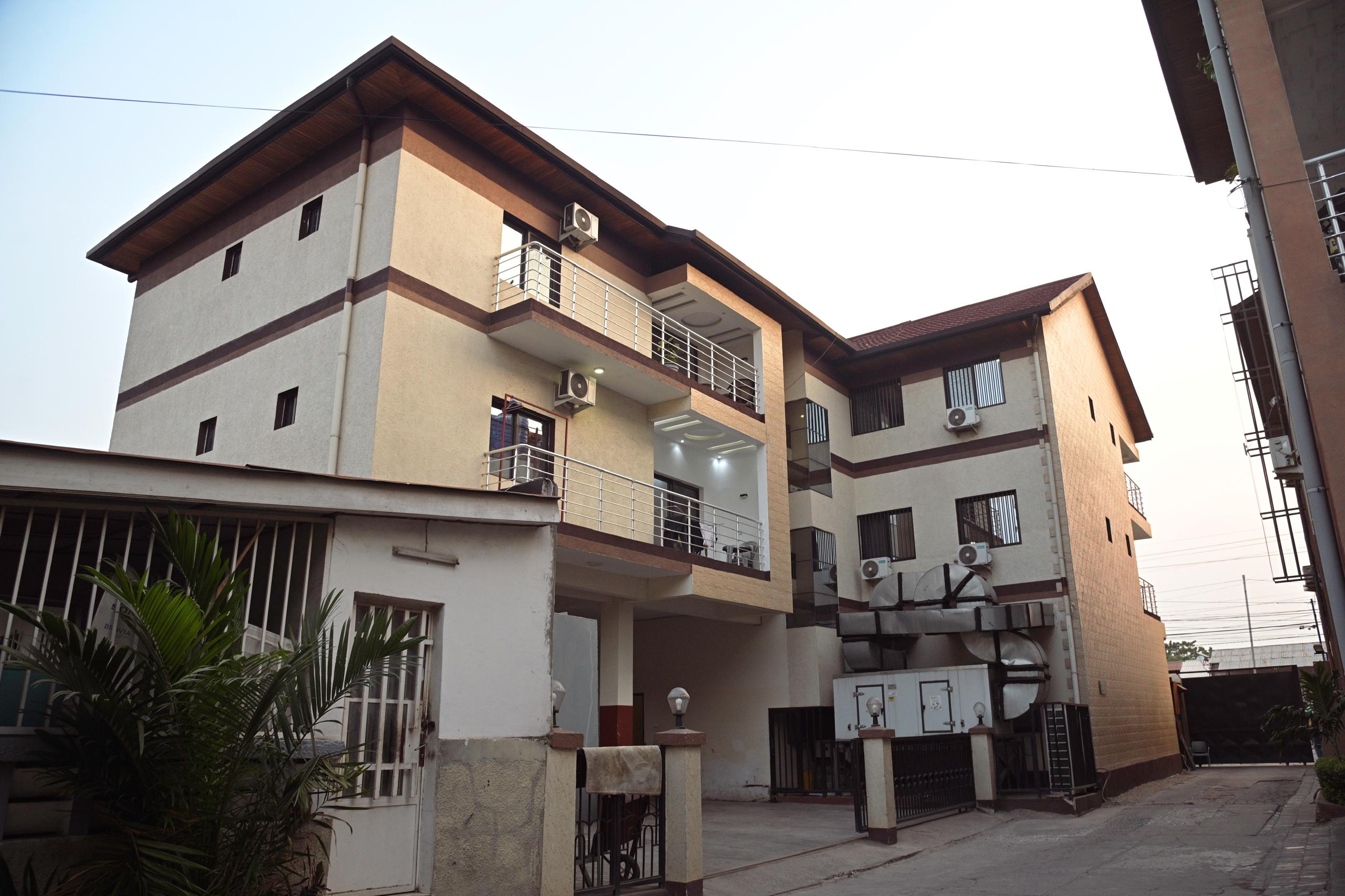 Immeubles R+2 Concession BASOKO