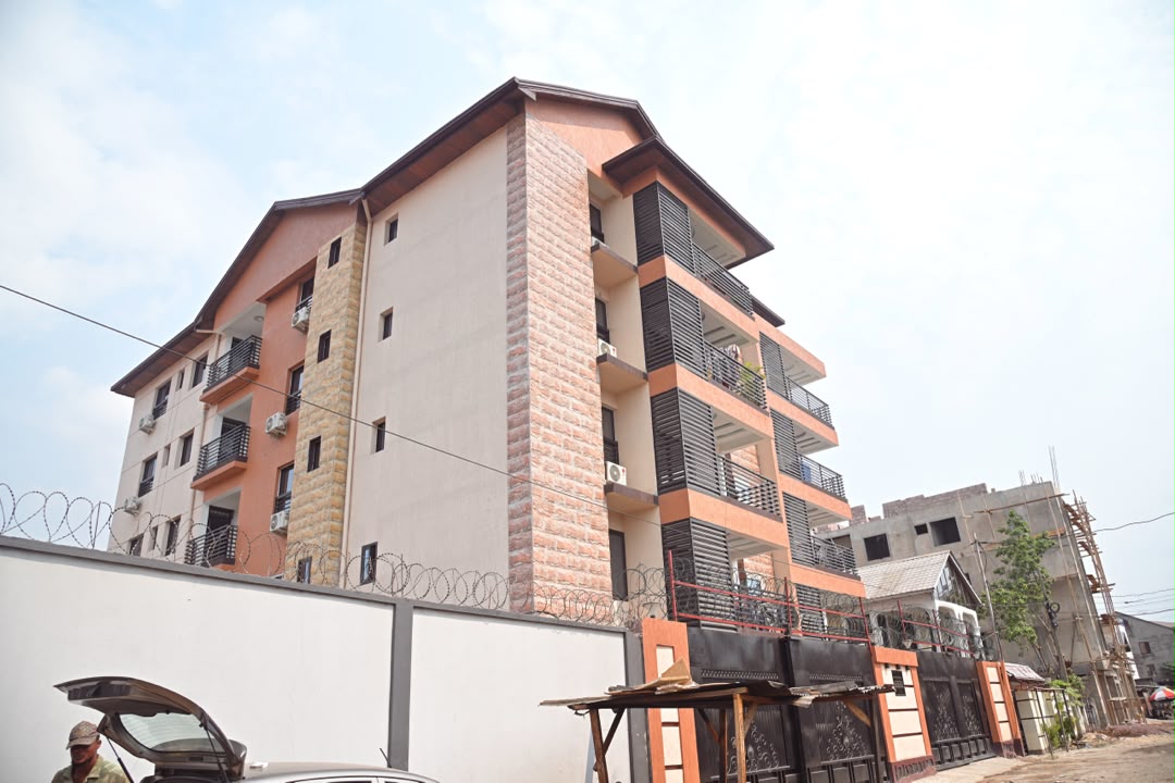 Immeuble R+4 KINTAMBO/LUSAMBO